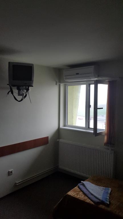 Motel Complex Europa L.G Ploieşti Zimmer foto